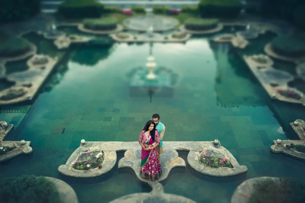 Pre Wedding Photoshoot Location in Udaipur Taj Lake Palace